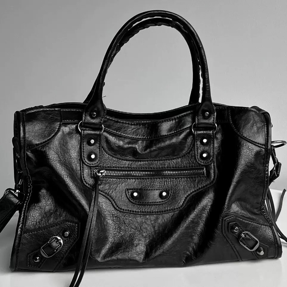 Tatlı ve Havalı Spice Girl Omu - Leatherwork Rivets incelemesi ve fiyatı